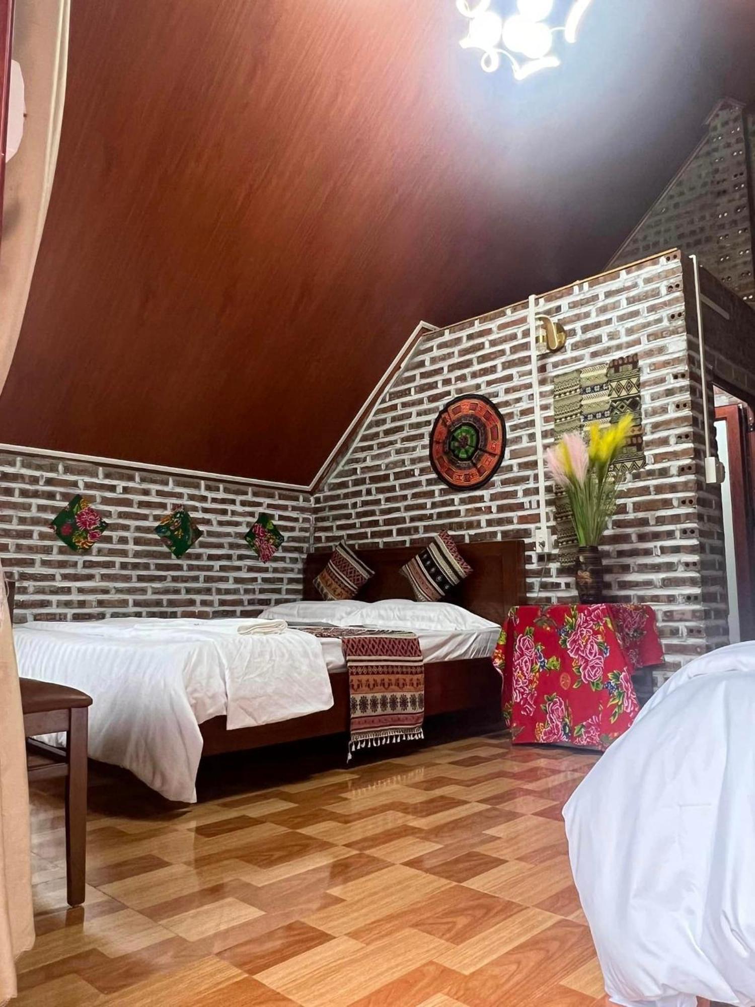 Nha San Homestay Yen Minh Εξωτερικό φωτογραφία